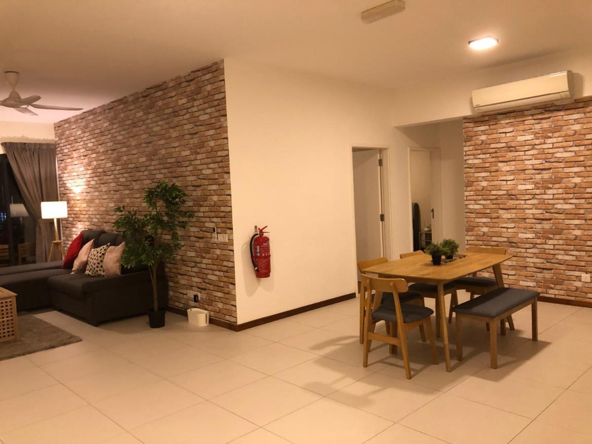 Seaview Water Purify Cozy Comfortable For Short & Long Stay In The Landmark By Katana جورج تاون المظهر الخارجي الصورة