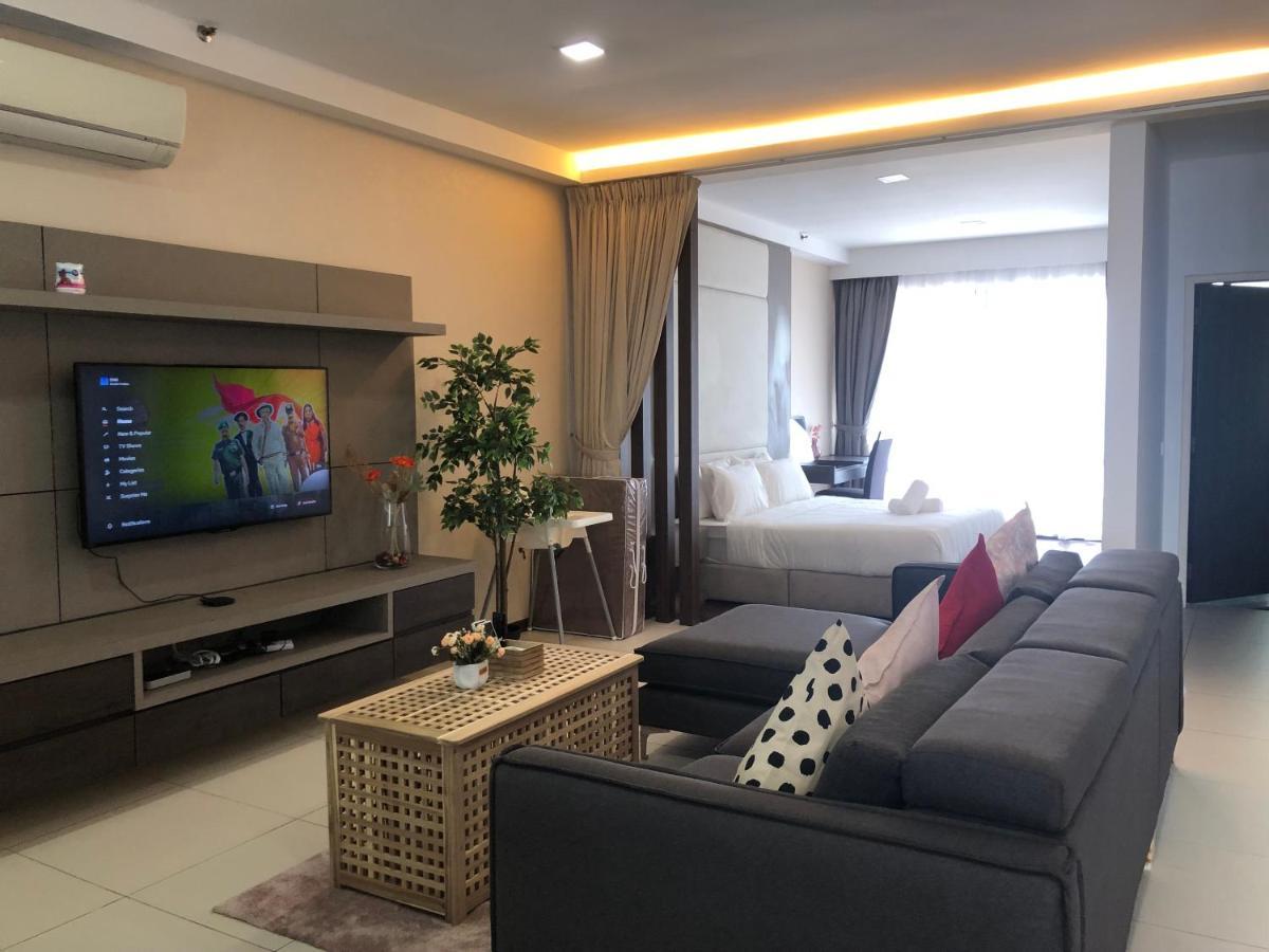 Seaview Water Purify Cozy Comfortable For Short & Long Stay In The Landmark By Katana جورج تاون المظهر الخارجي الصورة